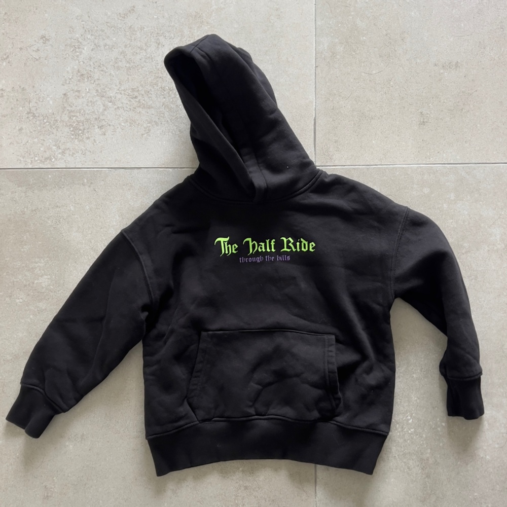 Black hoodie Zara for boy 7 years